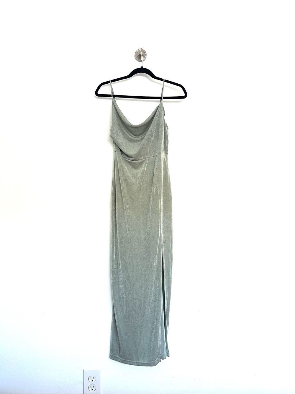 NWT Selfie Leslie Sage Cowl Neck Midi Dress